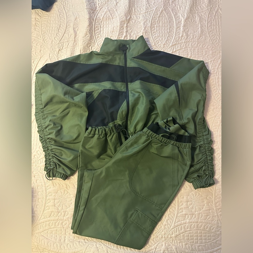 Stylish Olive Green Joggers for Women cardi B